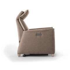Fauteuil releveur électrique aux dimensions réduites JOLETI