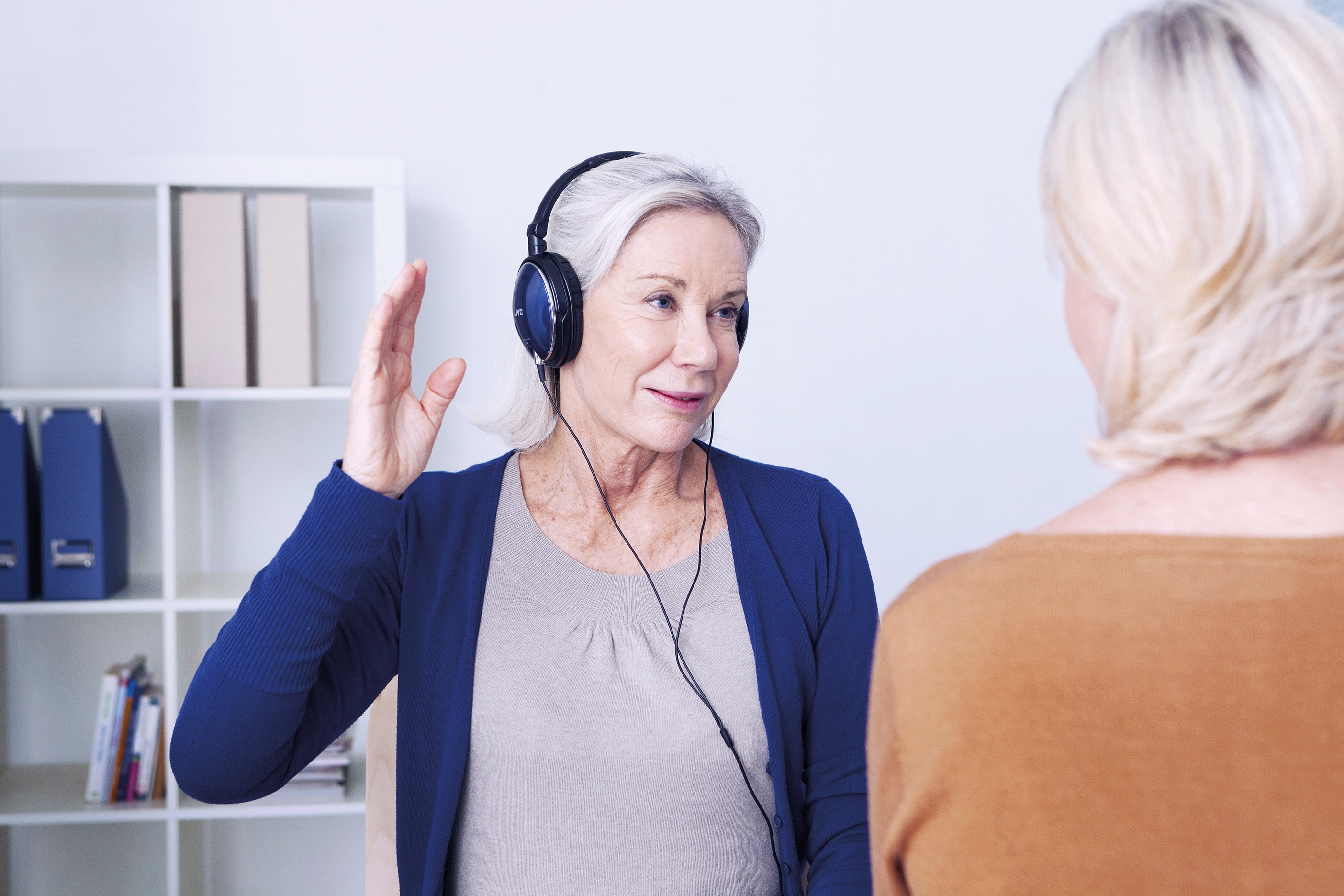 Perte d’audition des séniors : n’attendez pas avant de consulter !